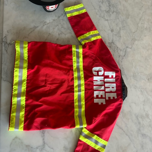 Melissa and Doug Fire Chief Dress Up jacket and helmet - Picture 3 of 5